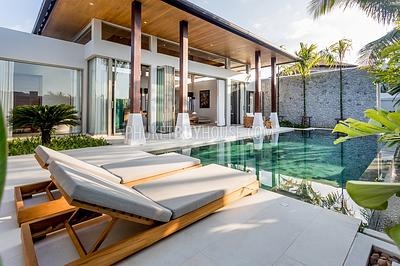 LAY5129: 4 Bedroom Luxury Villa in Layan. Photo #8