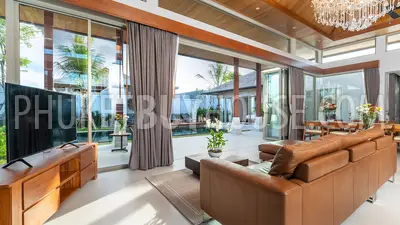 LAY5129: 4 Bedroom Luxury Villa in Layan. Photo #17