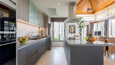 LAY5129: 4 Bedroom Luxury Villa in Layan. Photo #24