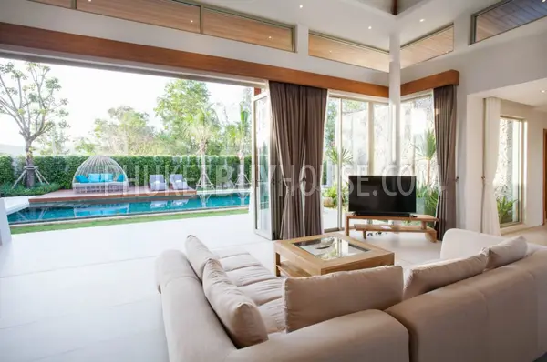 LAY5130: 3 Bedroom Luxury Pool Villa near Layan Beach. Photo #28