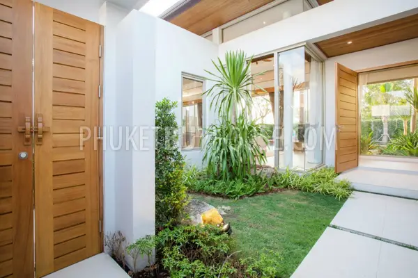 LAY5130: 3 Bedroom Luxury Pool Villa near Layan Beach. Photo #38