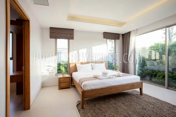LAY5131: Luxury Pool Villa in Phuket with 3 Bedrooms. Photo #19