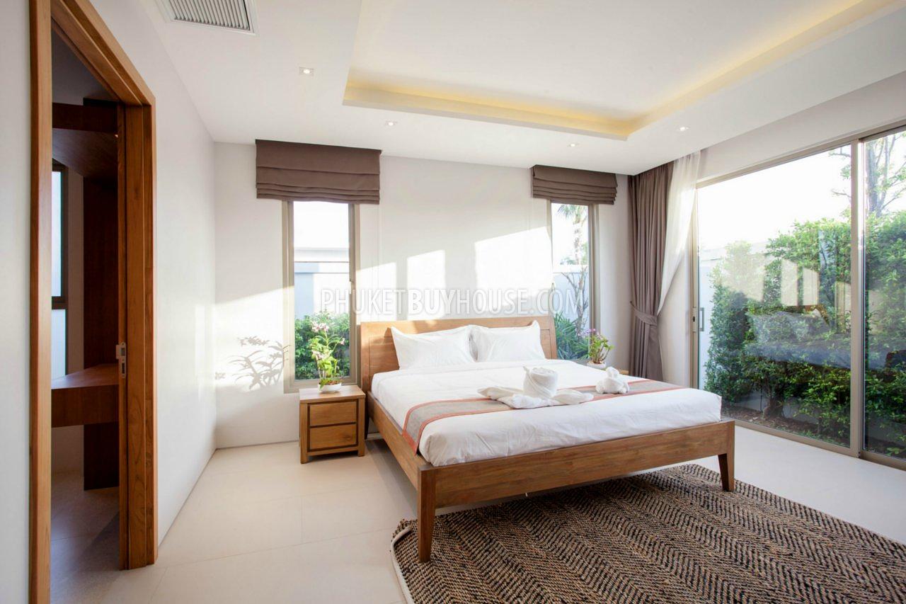 LAY5131: Luxury Pool Villa in Phuket with 3 Bedrooms. Photo #19