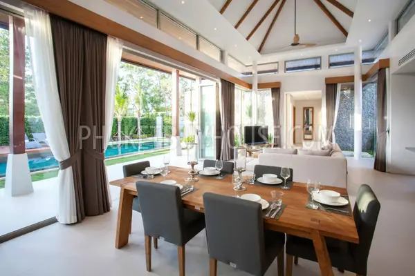 LAY5131: Luxury Pool Villa in Phuket with 3 Bedrooms. Photo #24