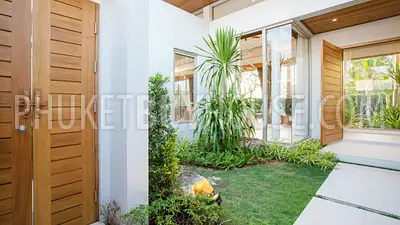 LAY5131: Luxury Pool Villa in Phuket with 3 Bedrooms. Photo #37