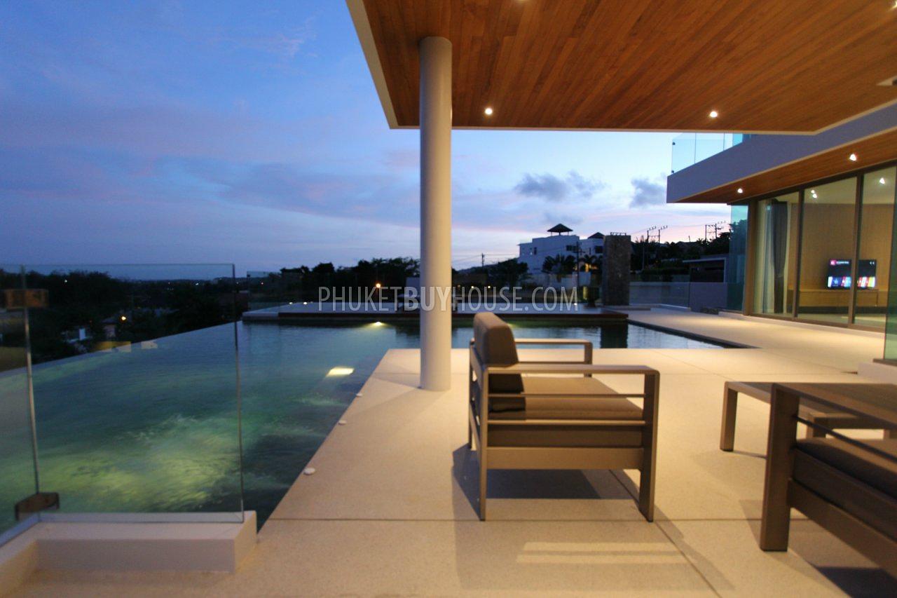 RAW5135: 5 Bedrooms Luxury 58 sq. m. Swimming Pool Villa in Rawai. Photo #26