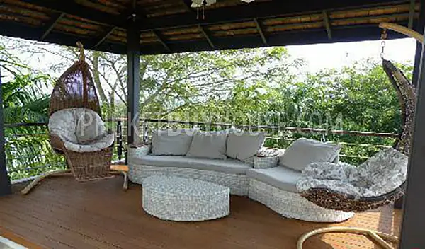 RAW5136: 5 Bedroom Swimming Pool Villa in Rawai. Photo #4