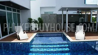 RAW5136: 5 Bedroom Swimming Pool Villa in Rawai. Photo #12