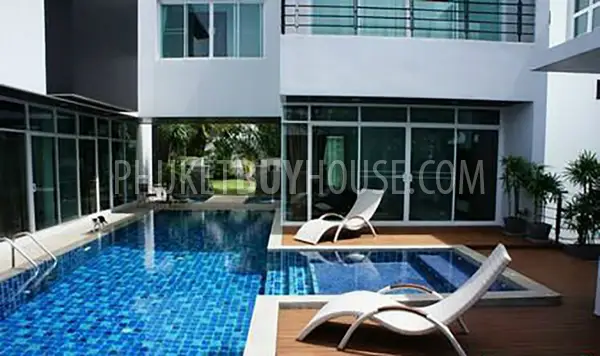 RAW5136: 5 Bedroom Swimming Pool Villa in Rawai. Photo #14
