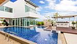 RAW5137: Luxury Pool Villa in Phuket with 4 Bedrooms. Thumbnail #5