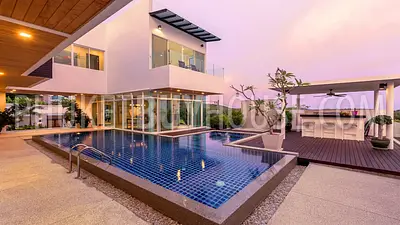 RAW5137: Luxury Pool Villa in Phuket with 4 Bedrooms. Photo #7