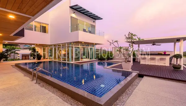 RAW5137: Luxury Pool Villa in Phuket with 4 Bedrooms. Photo #7