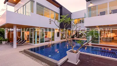 RAW5137: Luxury Pool Villa in Phuket with 4 Bedrooms. Photo #11