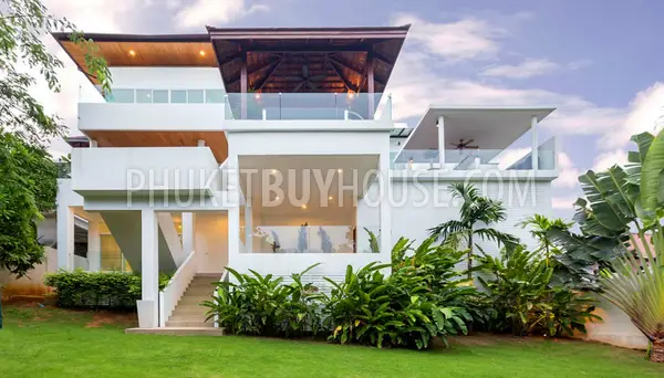 RAW5137: Luxury Pool Villa in Phuket with 4 Bedrooms. Photo #21