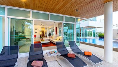 RAW5137: Luxury Pool Villa in Phuket with 4 Bedrooms. Photo #24