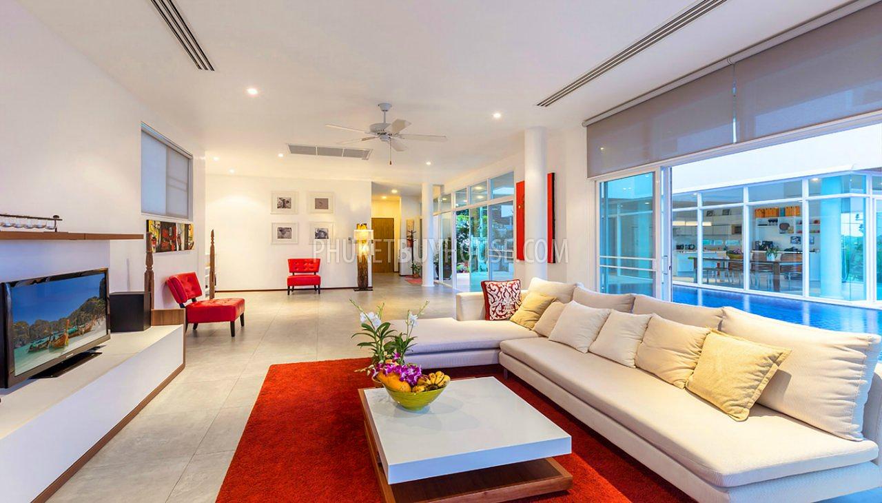 RAW5137: Luxury Pool Villa in Phuket with 4 Bedrooms. Photo #29
