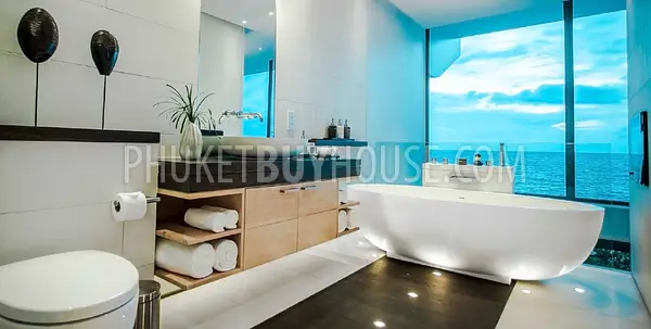 KAT5097: Luxury Villa with Infinity Pool and Sea View in Kata Resale. Photo #9