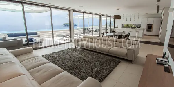 KAT5097: Luxury Villa with Infinity Pool and Sea View in Kata Resale. Photo #10