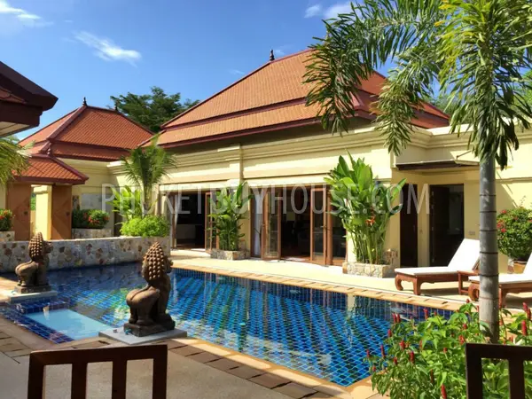 RAW5154: Elegant 5 Bedroom villa in Rawai. Photo #43