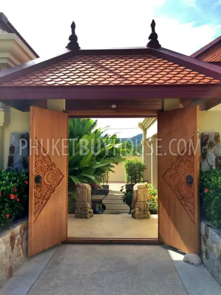 RAW5154: Elegant 5 Bedroom villa in Rawai. Photo #45