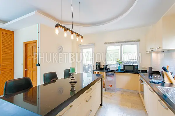 KAT5155: 4 Bedrooms Pool Villa in Kata. Fotoğraf #3