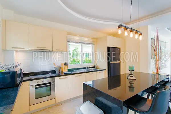 KAT5155: 4 Bedrooms Pool Villa in Kata. Fotoğraf #5