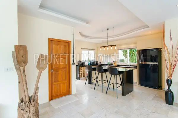 KAT5155: 4 Bedrooms Pool Villa in Kata. Fotoğraf #6