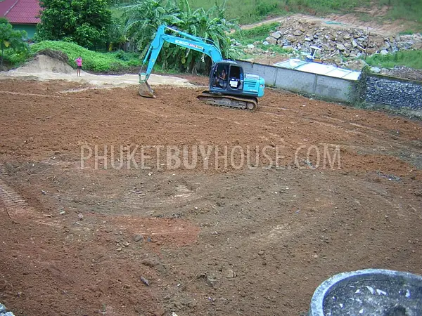 NAI5170: The land located in Nai Harn. Photo #4