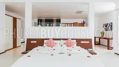 RAW5137: Luxury Pool Villa in Phuket with 4 Bedrooms. Photo #44