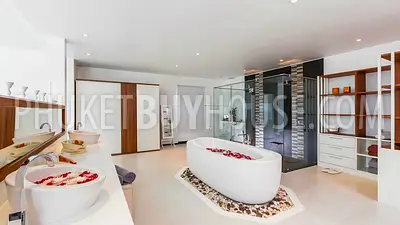 RAW5137: Luxury Pool Villa in Phuket with 4 Bedrooms. Photo #47