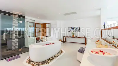 RAW5137: Luxury Pool Villa in Phuket with 4 Bedrooms. Photo #48