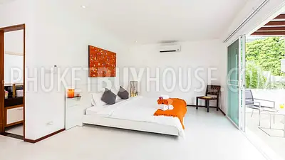RAW5137: Luxury Pool Villa in Phuket with 4 Bedrooms. Photo #49