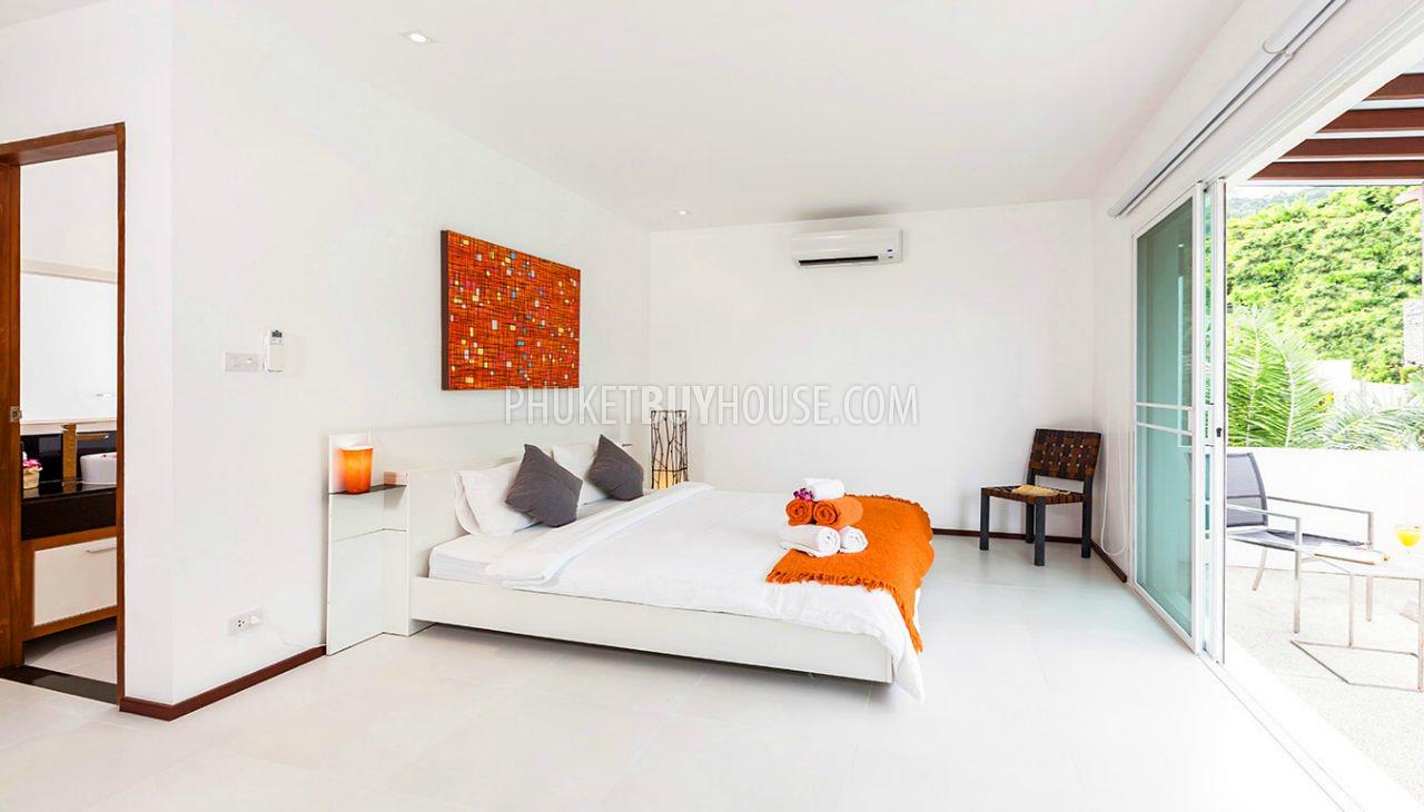 RAW5137: Luxury Pool Villa in Phuket with 4 Bedrooms. Photo #49