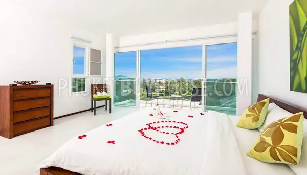 RAW5137: Luxury Pool Villa in Phuket with 4 Bedrooms. Photo #56