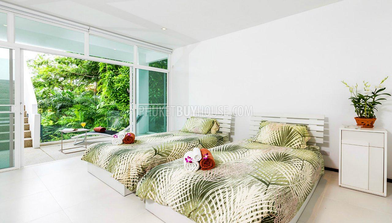 RAW5137: Luxury Pool Villa in Phuket with 4 Bedrooms. Photo #65