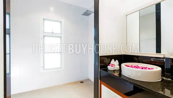 RAW5137: Luxury Pool Villa in Phuket with 4 Bedrooms. Photo #68