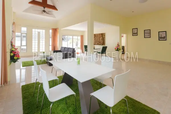 KTH5142: 3 Bedrooms Full Furnished House in Kathu. Photo #1