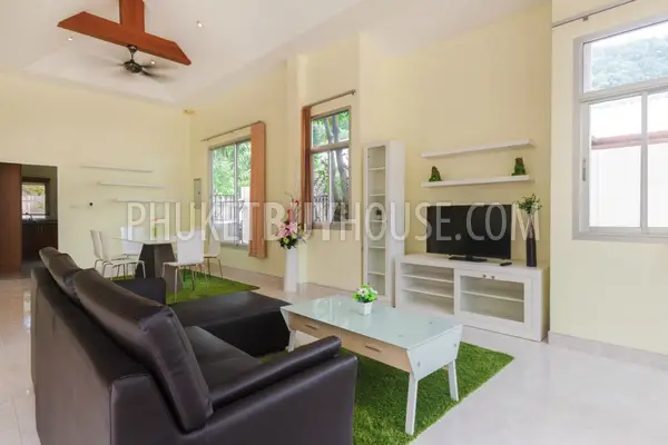 KTH5142: 3 Bedrooms Full Furnished House in Kathu. Photo #3