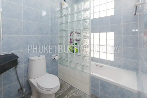 KTH5142: 3 Bedrooms Full Furnished House in Kathu. Photo #11