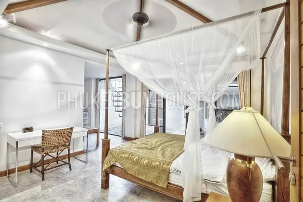 NAI5148: 5 Bedroom Villa NaiHarn Beach. Photo #9