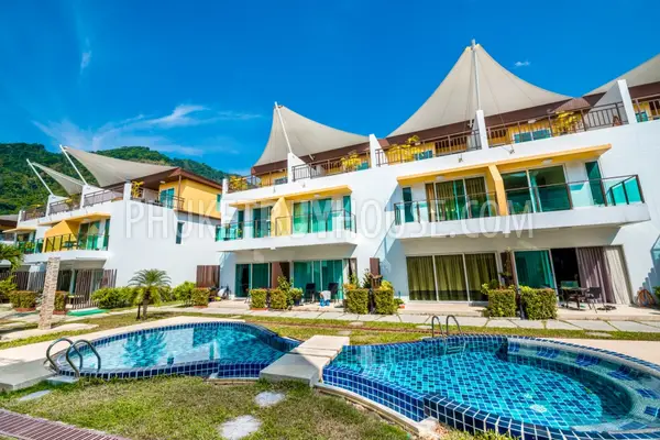 KAM5152: 3 Bedroom Townhouse in Kamala Beach. Photo #14