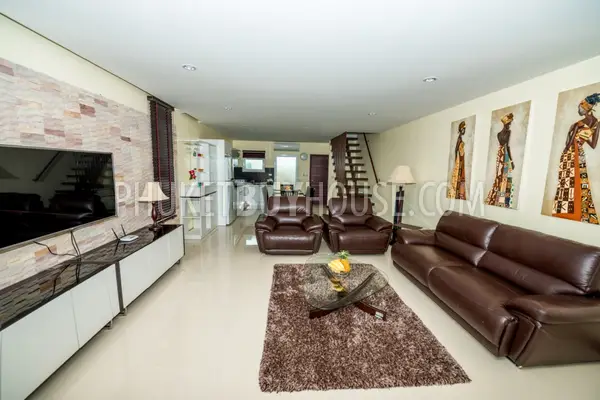 KAM5152: 3 Bedroom Townhouse in Kamala Beach. Photo #15