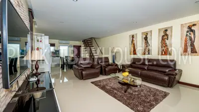 KAM5152: 3 Bedroom Townhouse in Kamala Beach. Photo #16