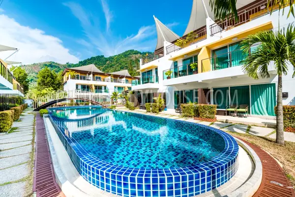 KAM5152: 3 Bedroom Townhouse in Kamala Beach. Photo #25