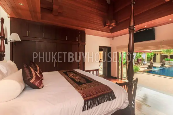 RAW5154: Elegant 5 Bedroom villa in Rawai. Photo #10