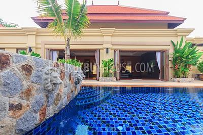 RAW5154: Elegant 5 Bedroom villa in Rawai. Photo #24