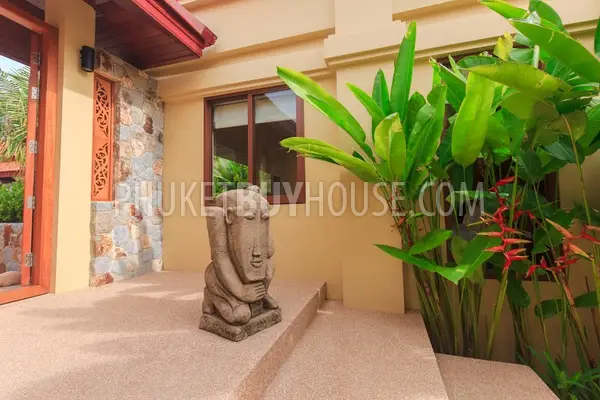 RAW5154: Elegant 5 Bedroom villa in Rawai. Photo #25