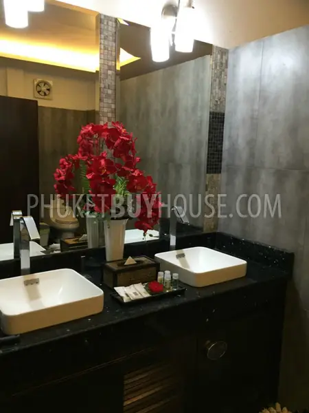 RAW5154: Elegant 5 Bedroom villa in Rawai. Photo #39