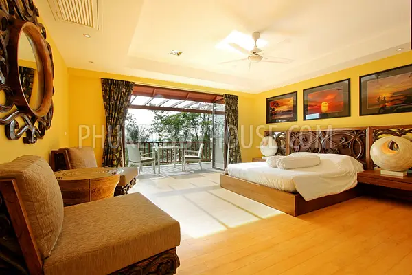 PAT5205: 5 Bedrooms Villa in Patong. Photo #3