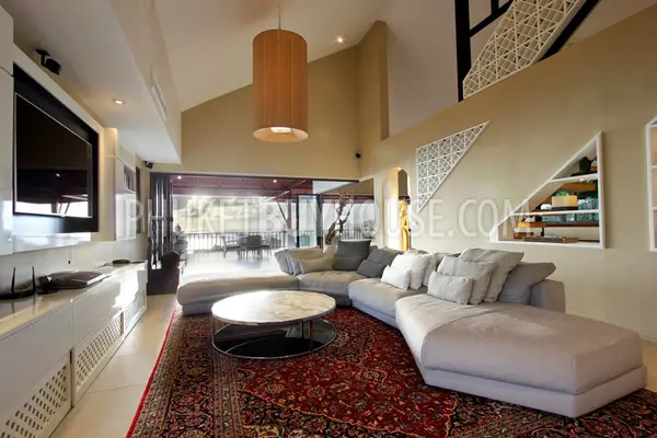 PAT5205: 5 Bedrooms Villa in Patong. Photo #10